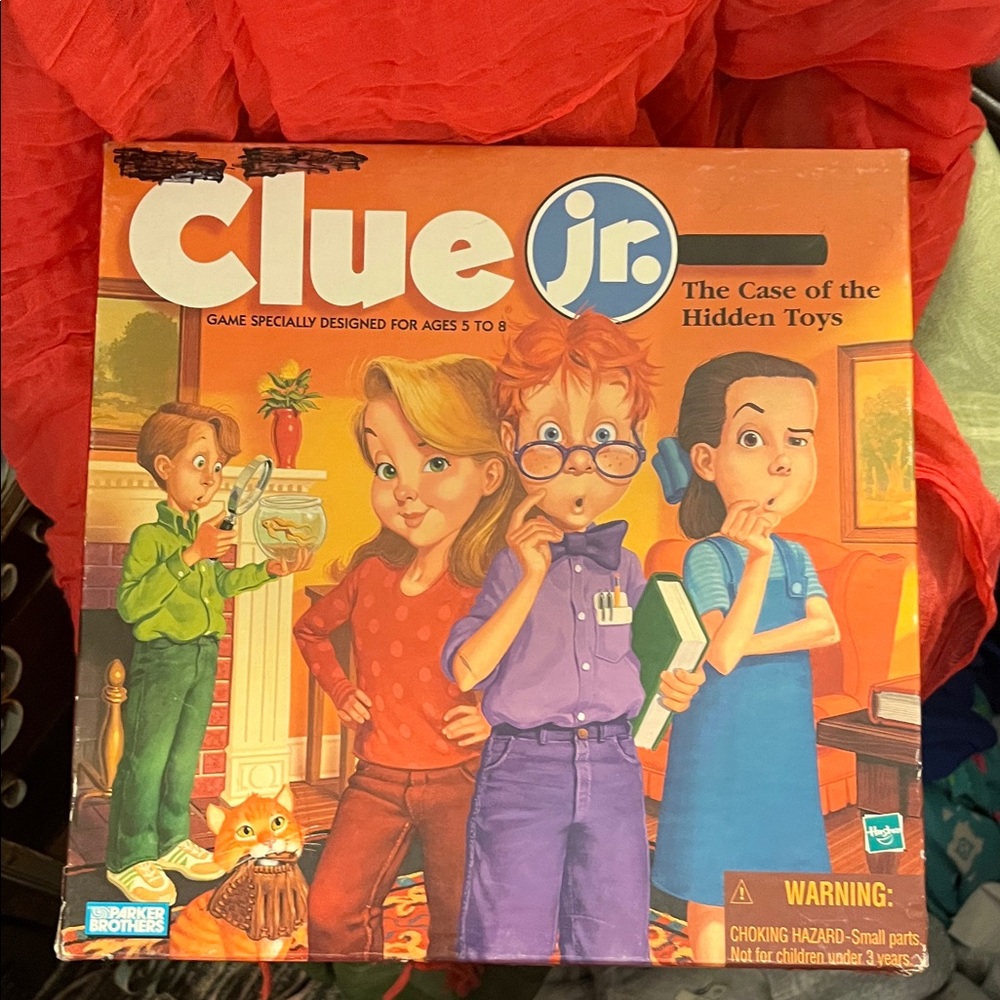 Hasbro Clue Jr. The Case of the Hidden Toys - Colorful Edition